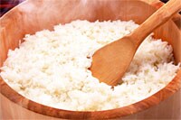 ▲炊飯前にお米を10分ほど浸しておくと、よりおいしく炊けます。また、氷や水割りにしてもお楽しみいただけます。