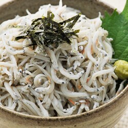 濃い味わいとほのかな苦味 釜揚げしらす