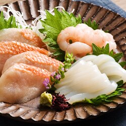 刺身盛り合わせ