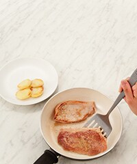 Kit3人前 山盛り玉ねぎと豚の味噌バターソテー 有機野菜 通販 oisix おいしっくす Kit3人前 山盛り玉ねぎと豚の味噌バターソテー 有機野菜 通販 oisix おいしっくす