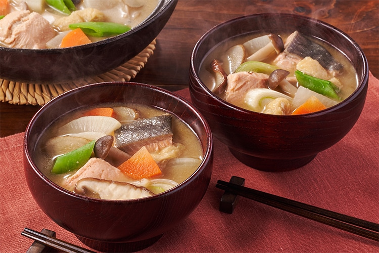 Kit]兵庫の郷土料理！鮭と7種野菜の粕汁|有機野菜 通販 Oisix