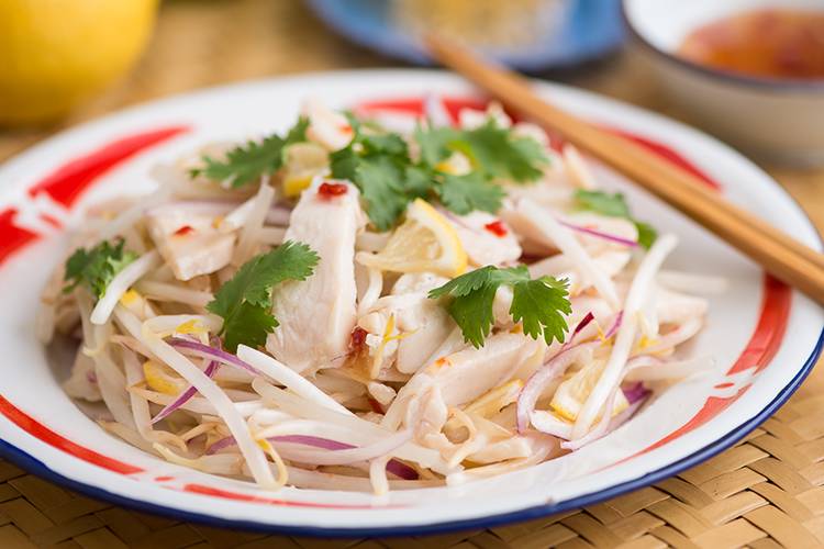 Kit レモン香る 蒸し鶏のエスニックサラダ 有機野菜 通販 ｏｉｓｉｘ おいしっくす
