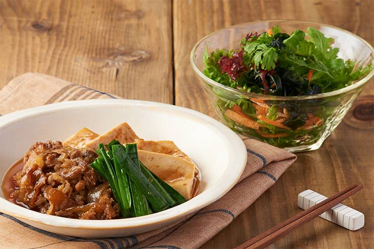 Kit2人前 味しみやわらか 牛肉とニラの肉豆腐 有機野菜 通販 ｏｉｓｉｘ おいしっくす