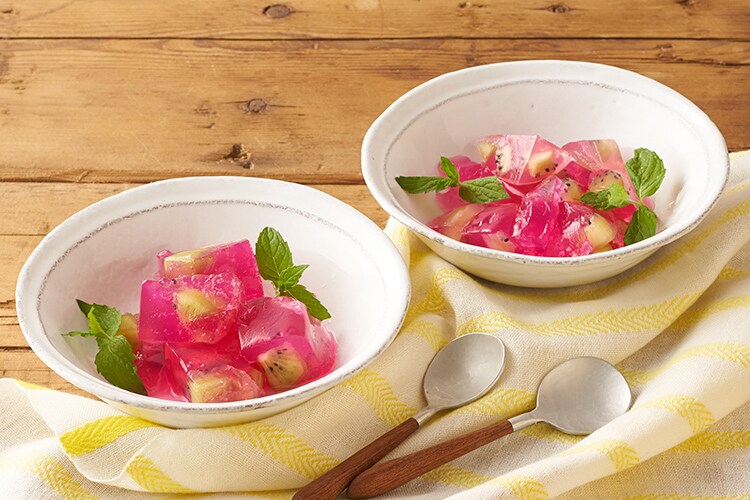 Kit 華やかピンク キウイ入り春色ゼリー 有機野菜 通販 oisix おいしっくす Kit 華やかピンク キウイ入り春色ゼリー 有機野菜 通販 oisix おいしっくす
