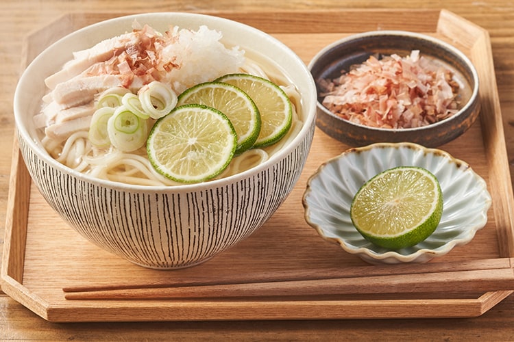 Kit]へべす入り！さっぱりお出汁の温うどん|有機野菜 通販 Oisix