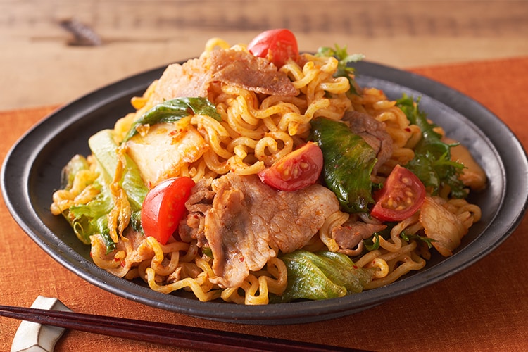 やきそば 麺Kit]シャキ！レタス入り豚キムチ焼きそば|有機野菜 通販