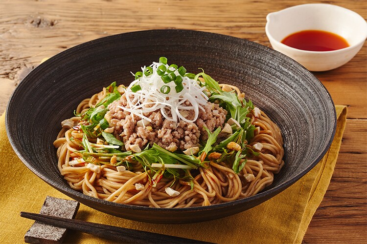 麺Kit]広島風汁なし担々まぜそば|有機野菜 通販 Oisix(おいしっくす)