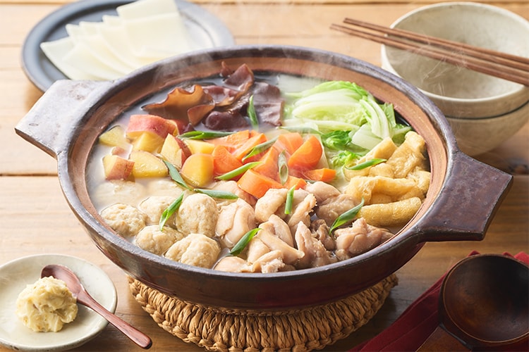 Kit]2種の鶏と野菜のちゃんこ鍋|有機野菜 通販 Oisix(おいしっくす)