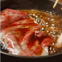 品質の高い牛肉を扱う、全国に名を知られる柿安