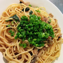 新感覚の香味野菜!ペペロンチー菜