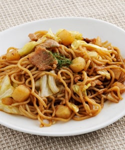 ポテト入り焼きそば