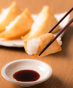 煮ずに、そのままごはんをつめるだけ!