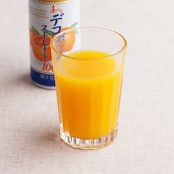 果汁100%の柑橘ジュース