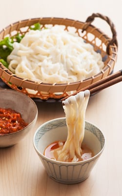 つけダレ2種が新登場!豆乳入りこんにゃく麺
