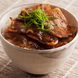 メインのおかずがすぐに作れる便利な味つきお肉
