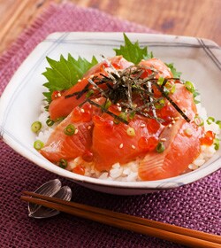 旬の時期にしか食べられない時鮭を使ったルイベ