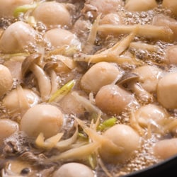 これからの季節にぴったり!芋煮鍋