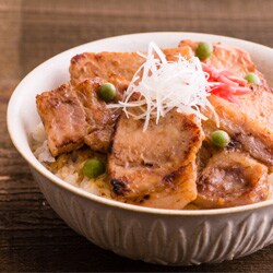 豚ロース丼
