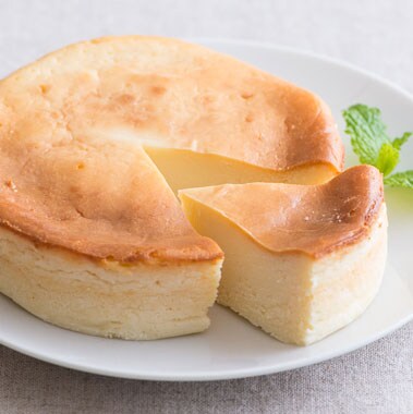しっとり滑らかな食感 カマンベールチーズケーキ