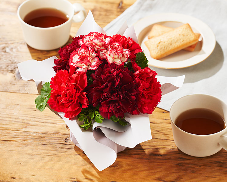 スタンディングブーケ ルビー 選べるスイーツセット ｜ 2025年 Oisix母