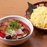 「賛否両論」 笠原さんの辛ラー油つけ麺 6人前