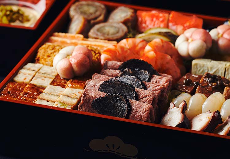 和洋折衷三段重「絢宝」 ｜ おせちの通販ならOisix（おいしっくす）