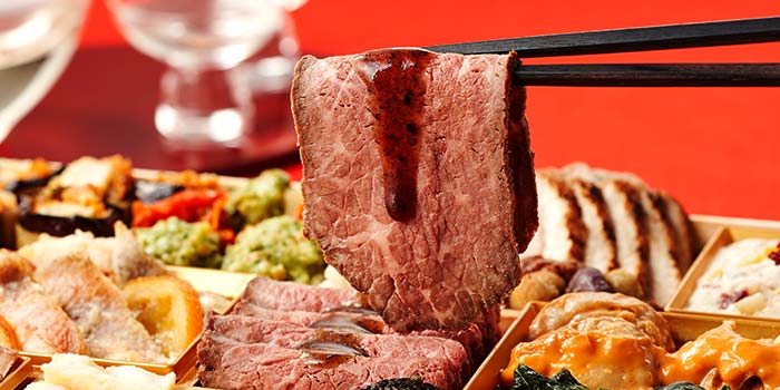 和洋折衷二段重「上高砂 豊」 ｜ おせちの通販ならOisix（おいしっくす）