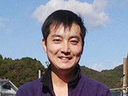 ���c ���T����                                   