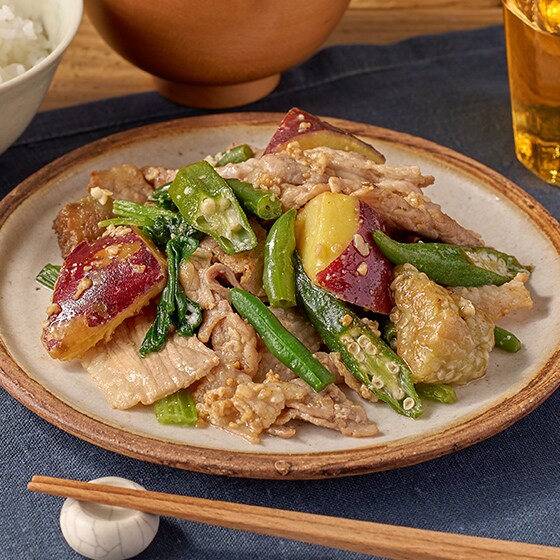 【パッとOisix】みつもち豚と5種野菜の塩麹炒め