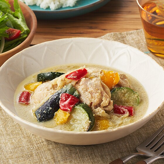 【パッとOisix】鶏と彩り野菜のグリーンカレー