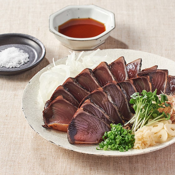 わら焼きの香ばしさ かつおのたたき|有機野菜 通販 Oisix