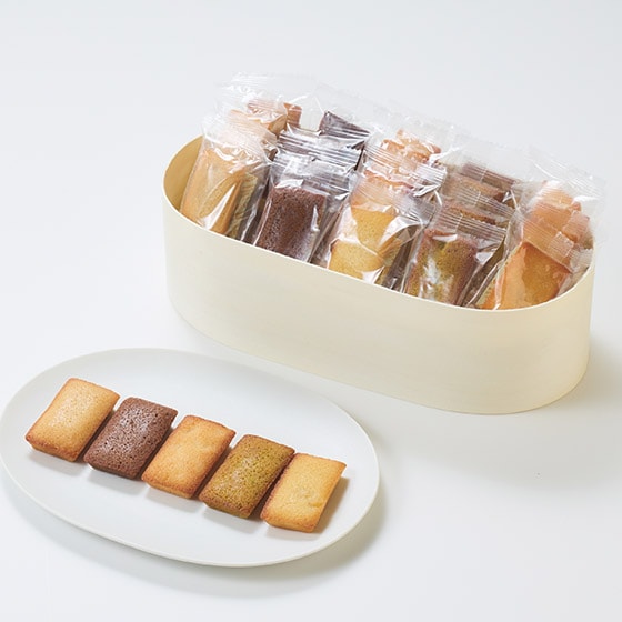 DEAN & DELUCA�t�Č���t�B�i���V�F(25p)