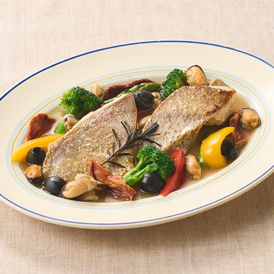 食品サンプル　アクアパッツァ 予約】国産天然真鯛のアクアパッツァセット|有機野菜 通販 Oisix