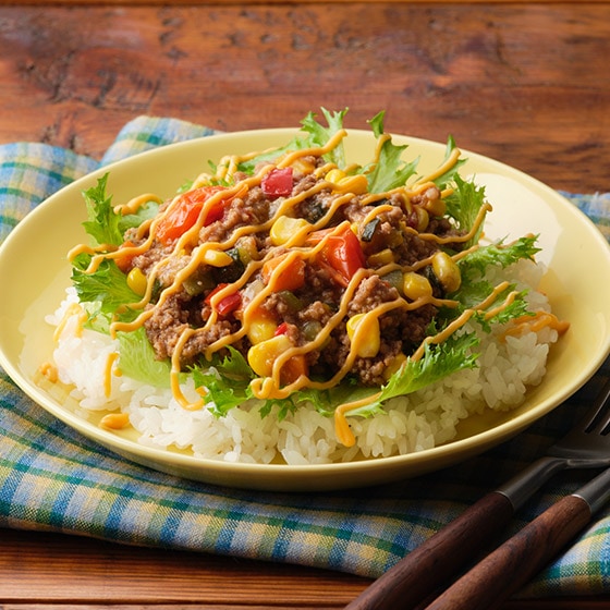 主菜）7種野菜とそぼろのタコライス|有機野菜 通販 Oisix