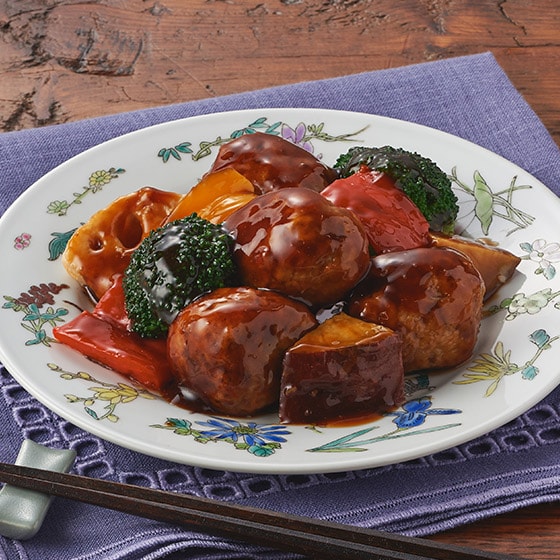 �i��؁j���c�q�ƍʂ�4���؂̍��|����