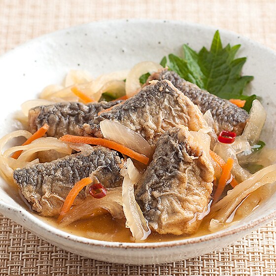 そのままおかずにもう一品 境港産まいわしの南蛮漬 有機野菜 通販 ｏｉｓｉｘ おいしっくす