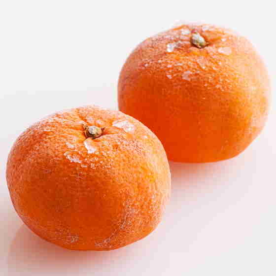 Oisix指定みかんで作った　冷凍みかん（2ヶ）