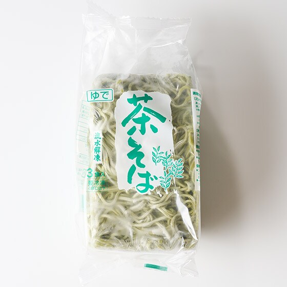 流水解凍で簡単！茶そば200g×3食入|有機野菜 通販 Oisix