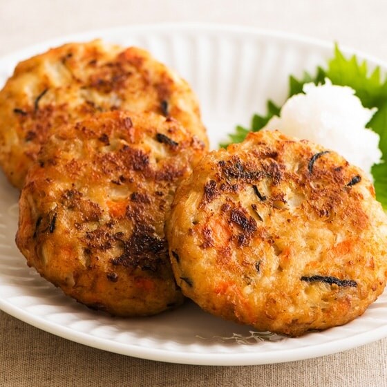 レンジで簡単 7種野菜とひじきの豆腐ハンバーグ3個入 有機野菜 通販 oisix おいしっくす レンジで簡単 7種野菜とひじきの豆腐ハンバーグ3個入 有機野菜 通販 oisix おいしっくす