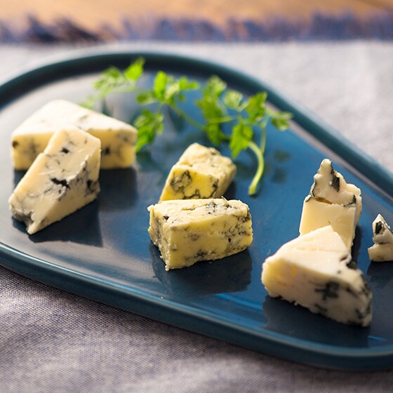 予約 世界三大ブルーチーズアソート 有機野菜 通販 ｏｉｓｉｘ おいしっくす