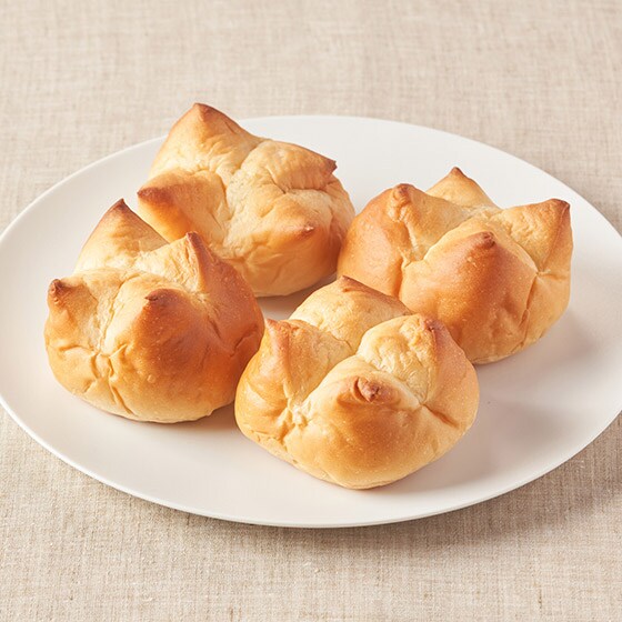 バターをのせて ふんわりチューリップパン 4個 有機野菜 通販 ｏｉｓｉｘ おいしっくす
