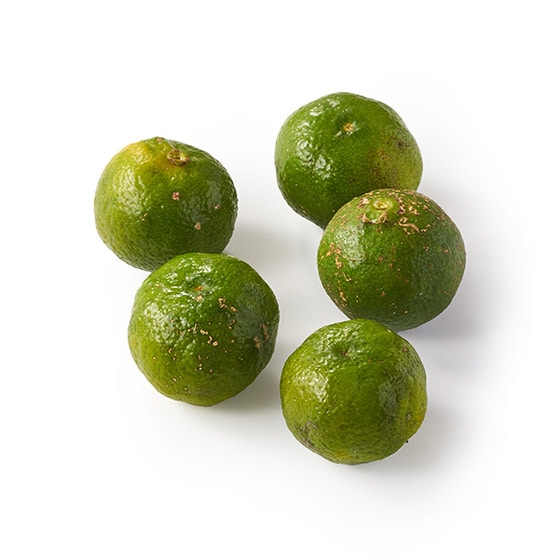 ソーダやサラダにひと絞り!シークヮーサー(沖縄県産)