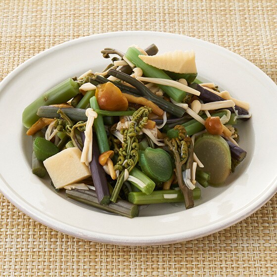 蕎麦や混ぜごはんに 6種の国産山菜ミックス水煮 有機野菜 通販 ｏｉｓｉｘ おいしっくす