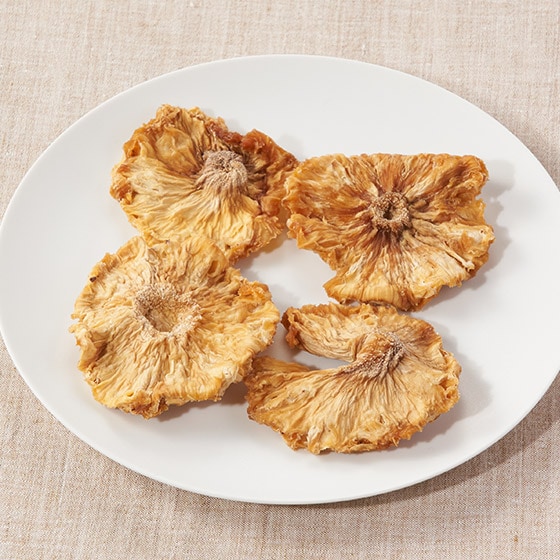 ふぞろいがおいしい、やわらかドライパイン 40g|有機野菜 通販 Oisix